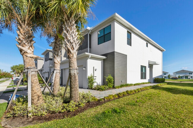 Building Photo - 14075 SW Thorens Dr