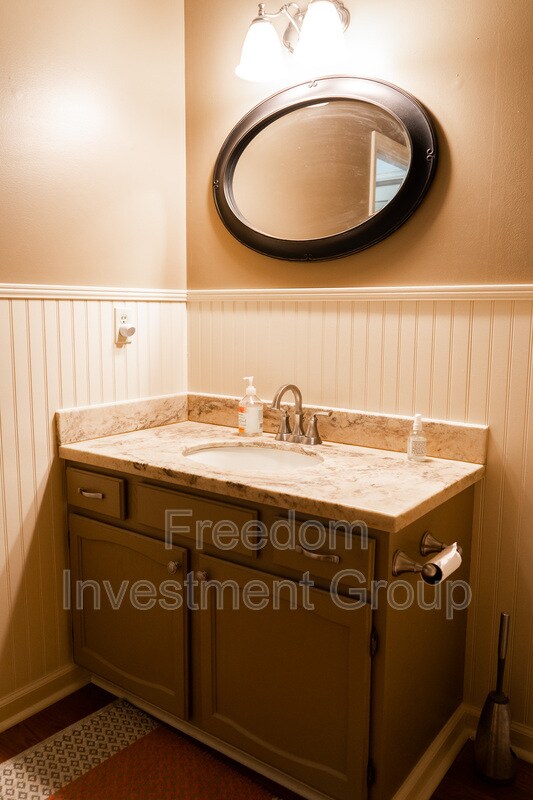 Building Photo - 1000 Harbour Shore Dr