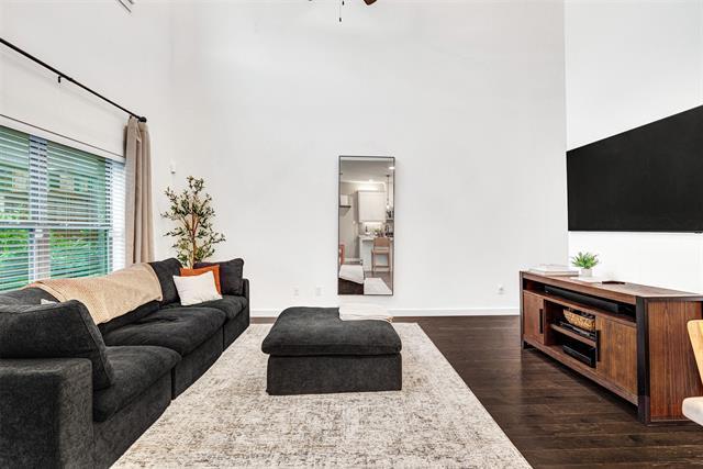 Building Photo - 2725 Starburst Dr