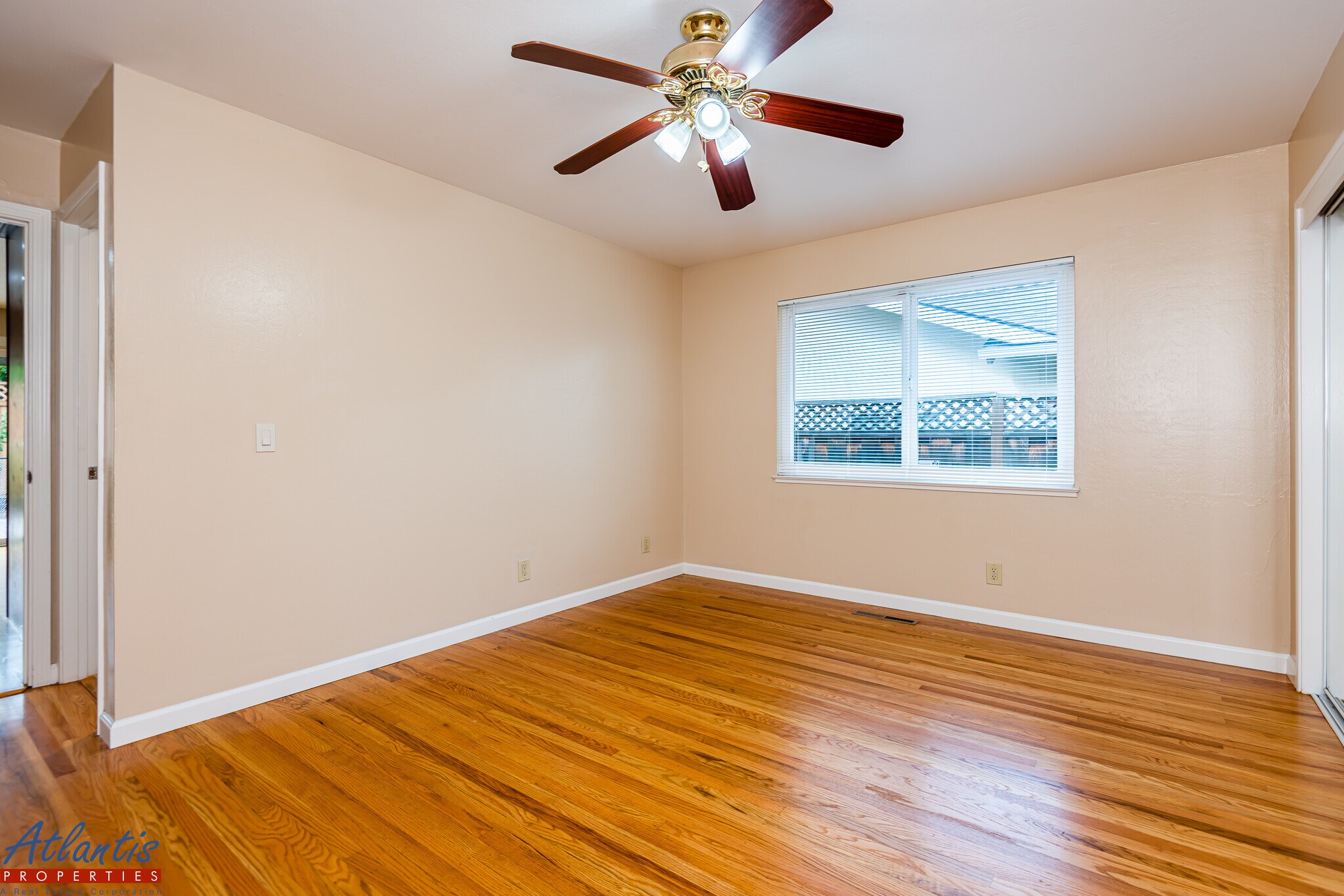 Building Photo - 5145 Alan Ave