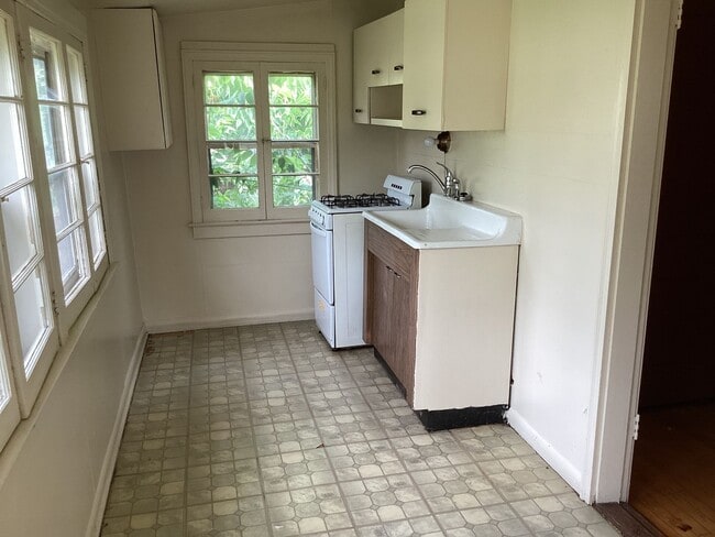 Building Photo - 5151 N 54th St