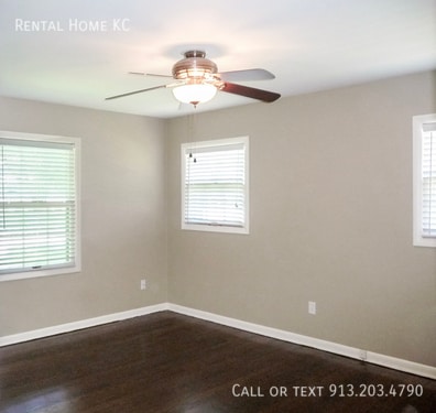 Building Photo - 5521 W 98th Pl