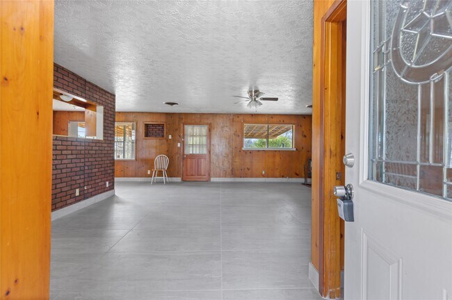 Building Photo - 18125 FM 1484 Rd