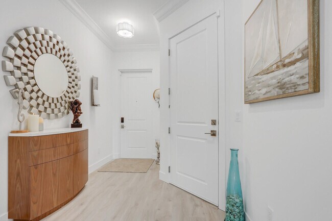 Building Photo - 120 Water Pointe Pl