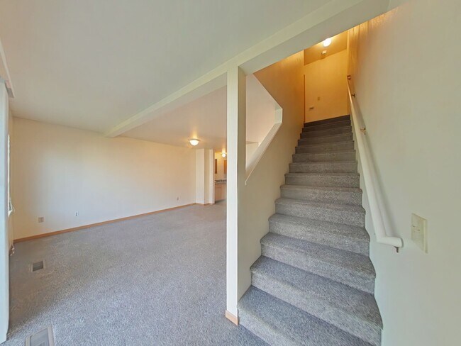 Building Photo - 2460 Wheeler Dr