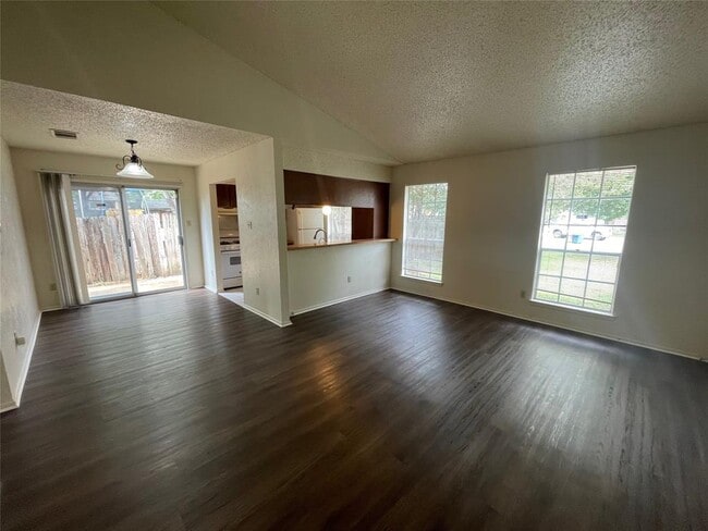 Building Photo - 7603 Woodstone Cove