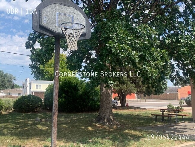 Building Photo - 1408 Edison St