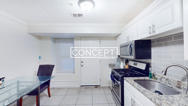 Building Photo - 712 Shawmut Ave