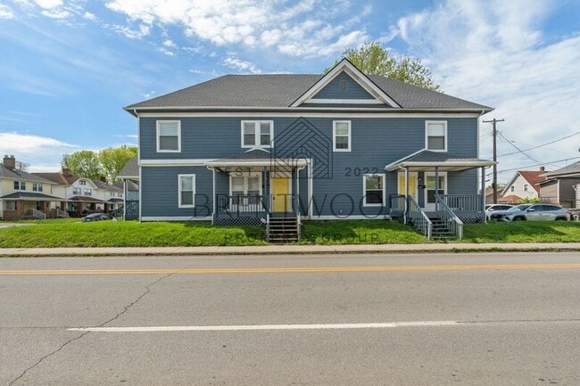 Building Photo - 147 E 30th St