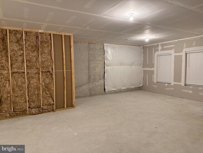 Building Photo - 344 Milton Stamp Dr