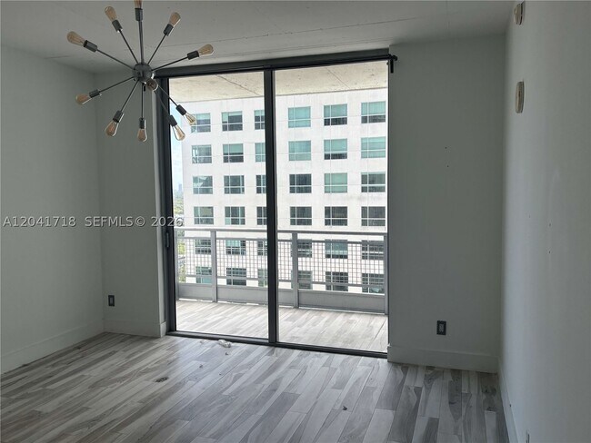 Building Photo - 690 SW 1st Ct