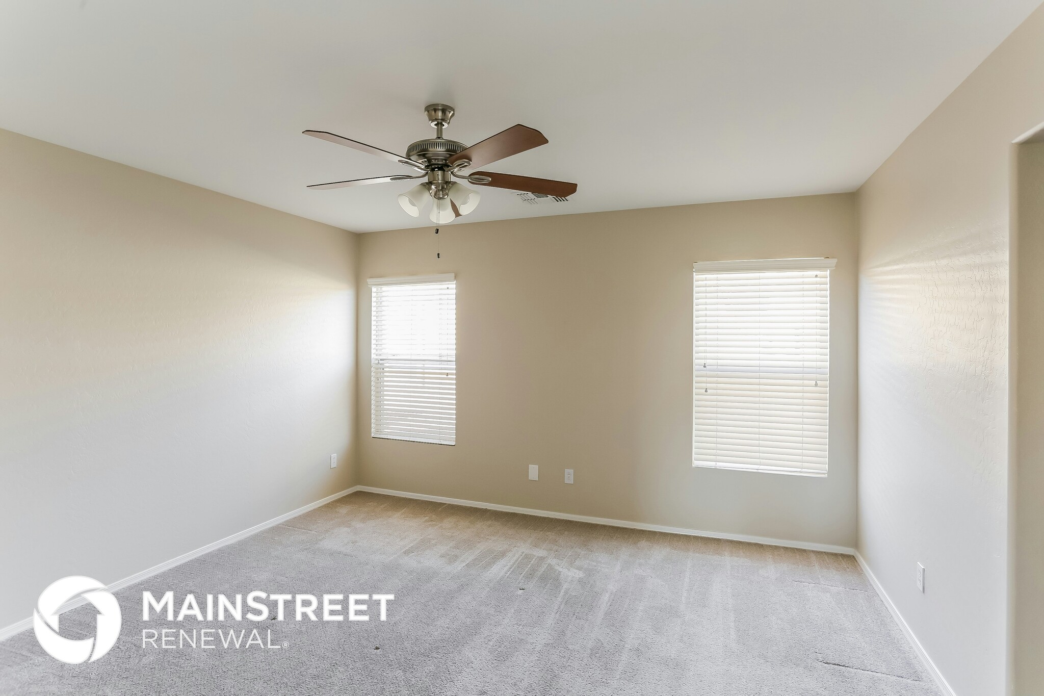 Building Photo - 22843 W Mesquite Dr