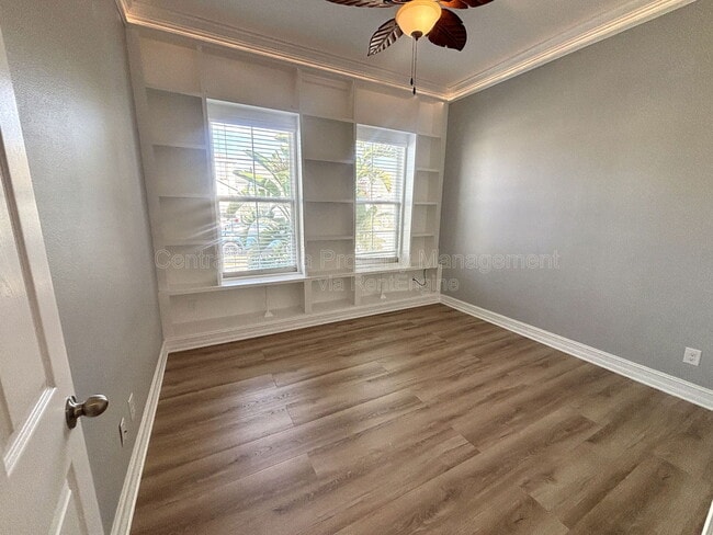 Building Photo - 984 Maypole Dr