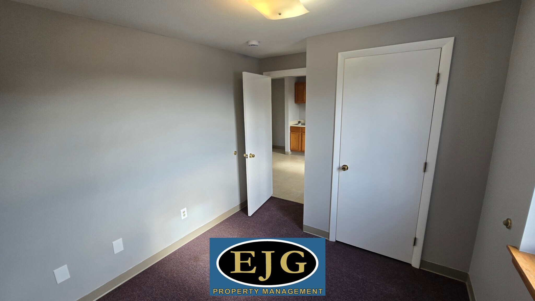 Building Photo - 26 Ledge St