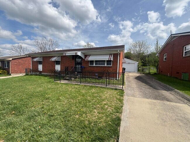 Building Photo - 1840 Costigan Dr