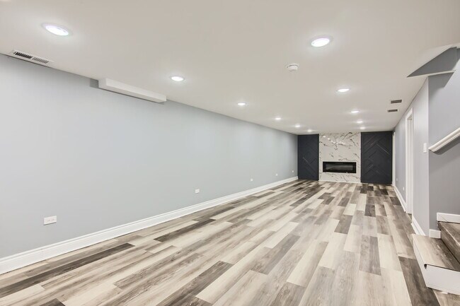 Building Photo - 14900 Evers St