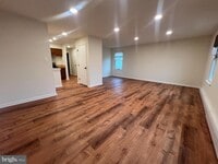 Building Photo - 312 Walnut Ct Way