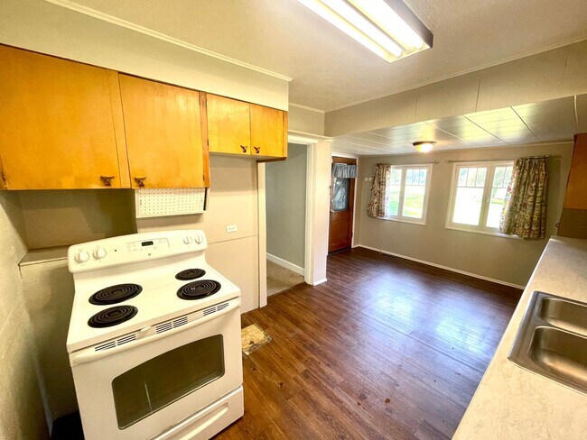 Building Photo - Nestled Away In Gig Harbor: A 3 Bedroom wi...