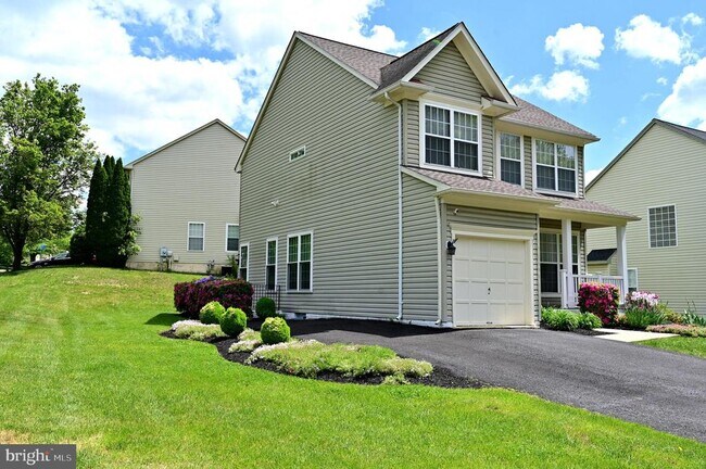 Building Photo - 9100 Goldfield Pl