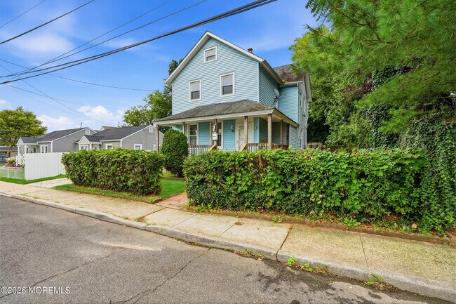 Building Photo - 236 Seaview Ave