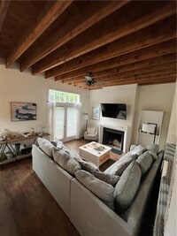 Building Photo - 45 Ayrault St