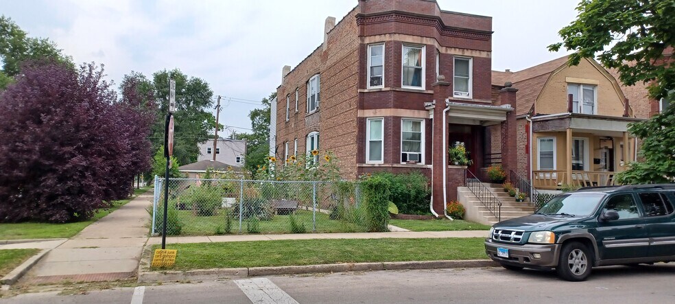 Building Photo - 6458 S Paulina St