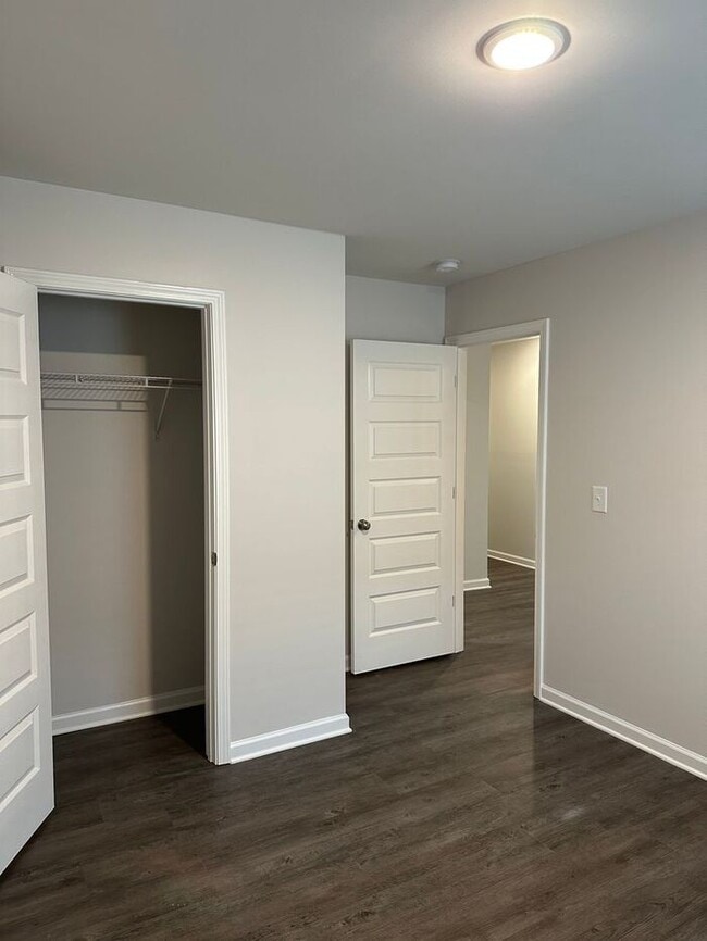 Building Photo - Available Now! Spacious 4-Bedroom, 2-Bath Home in Kilpatrick Landing
