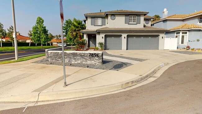 Primary Photo - Stunning Cul-de-Sac 3/2.5 two story Rental Home in North Fontana's Village of Heritage!