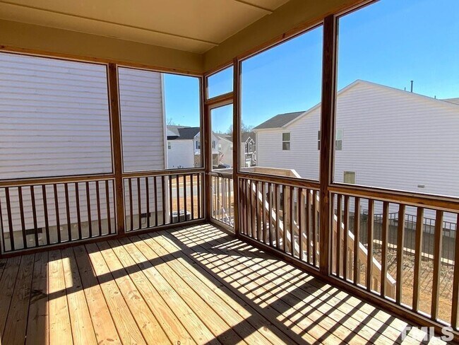 Building Photo - 5 Bedroom Single Family House for Sale Apex