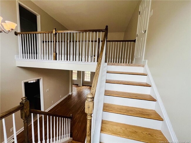 Building Photo - 96 Lamplighter Way