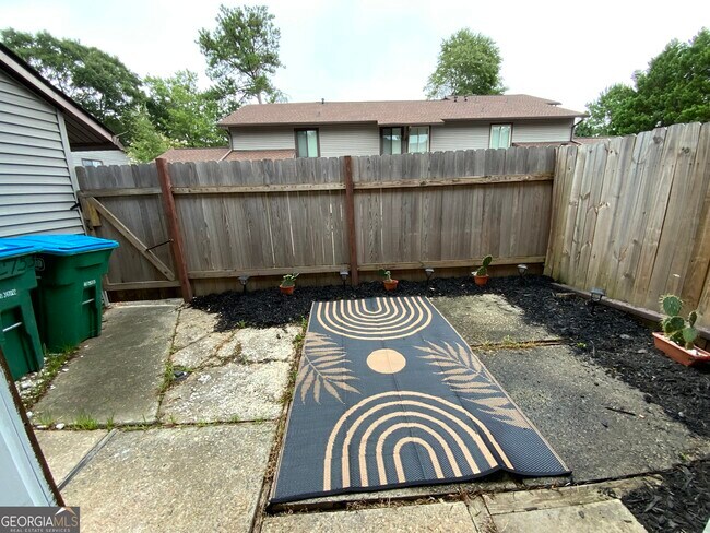 Building Photo - 2753 Whitewater Ct