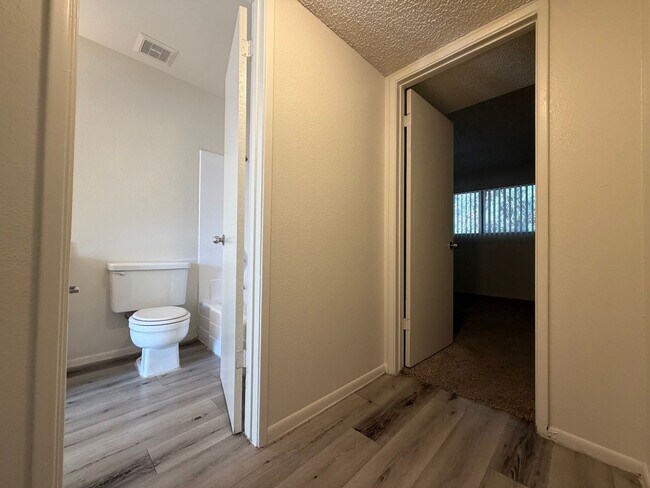 Building Photo - 3351 W Harmont Dr
