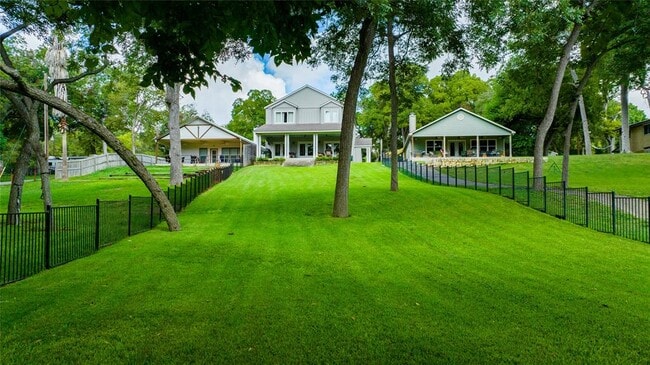 Building Photo - 1035 Timber Elm