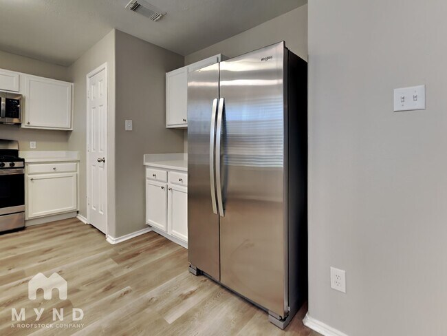 Building Photo - 5114 Bright Oak Ct