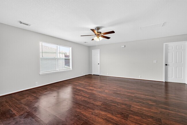 Building Photo - 14934 Sugar Falls Ct