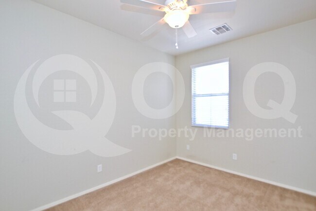 Building Photo - 3793 E Stampede Dr