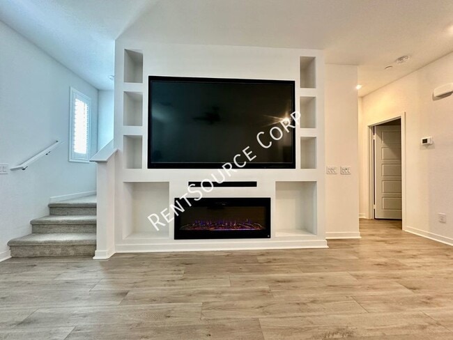 Building Photo - 26916 Tanager Ln