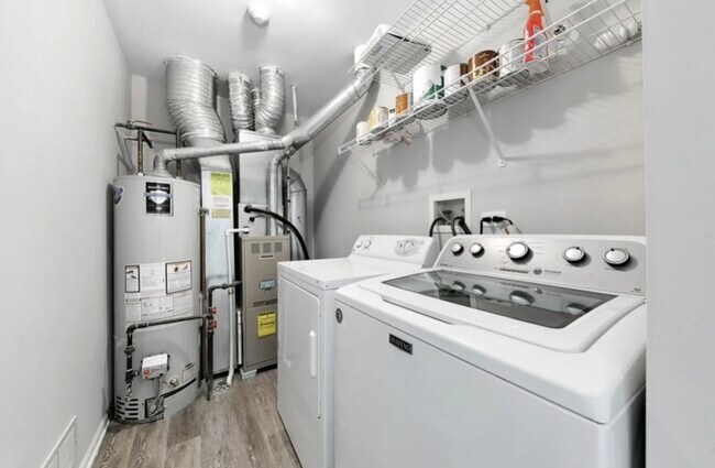 Building Photo - 2531 Bordeaux Ln