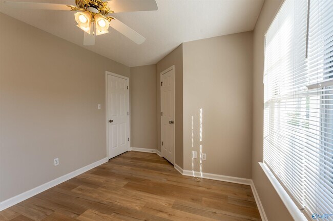 Building Photo - 113 Grey Fawn Trail