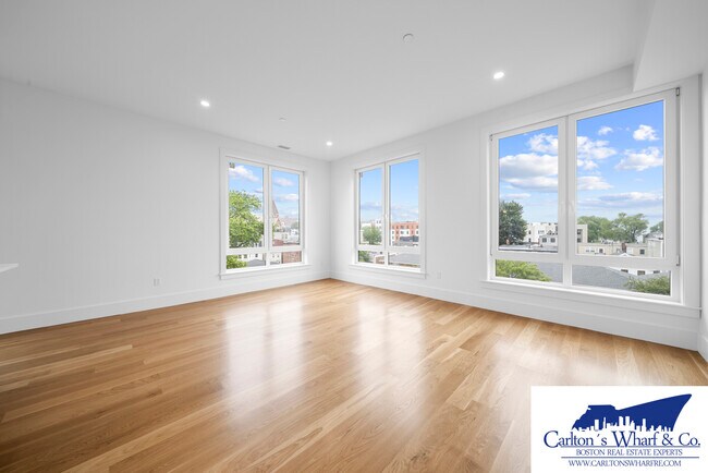 Building Photo - 218 Old Colony Ave