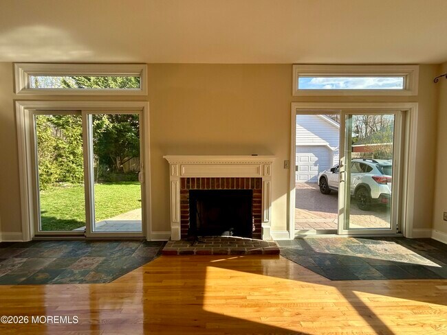 Building Photo - 82 3rd St