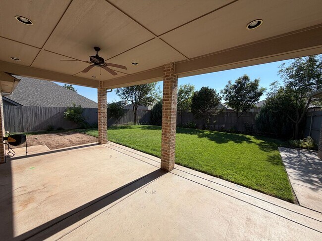 Building Photo - 6502 Isabella Dr