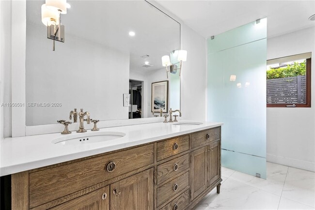 Building Photo - 3625 Battersea Rd