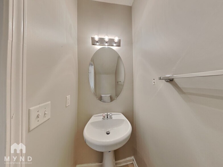 Building Photo - 1786 Broad River Rd