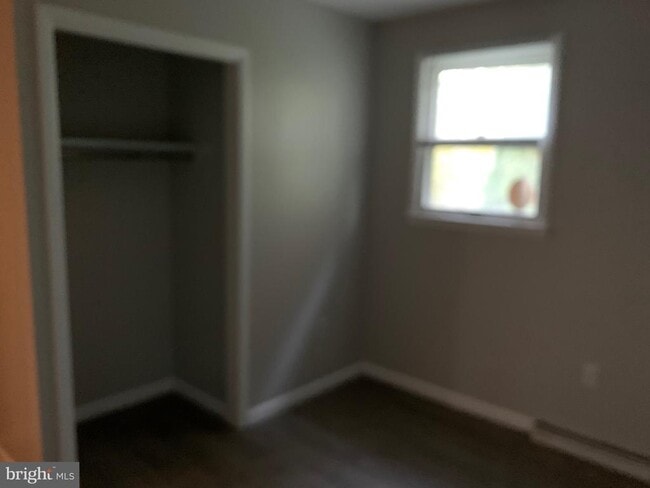 Building Photo - 203 E Penn Ave