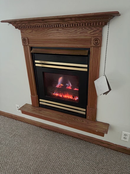 Building Photo - 1044 Broadway