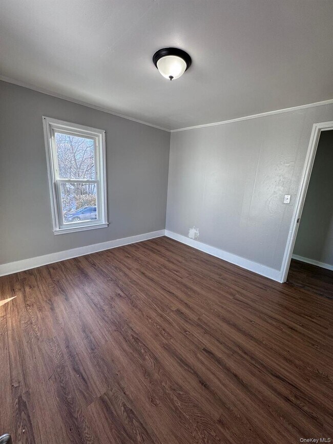 Building Photo - 31 Beattie Ave