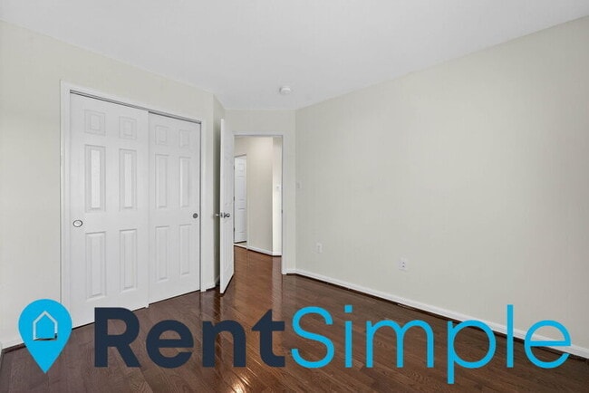 Building Photo - 8808 Bentfield Dr