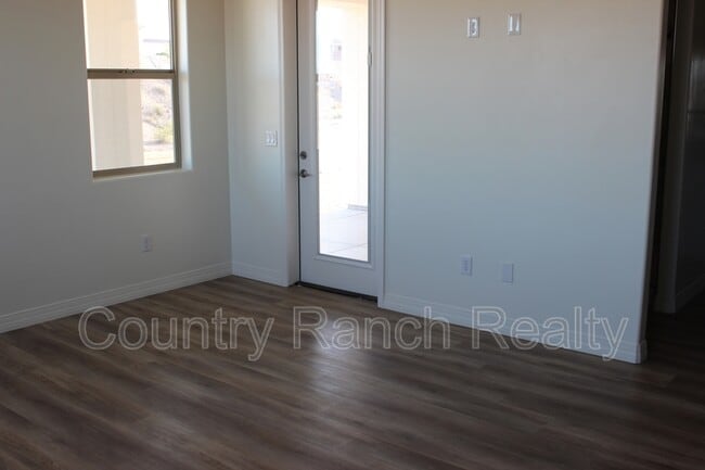 Building Photo - 2905 Kolob Canyon Dr