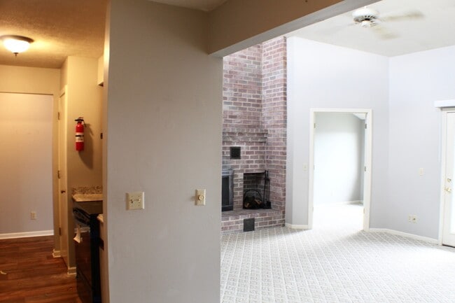 Building Photo - 1026 Blue Ridge Dr